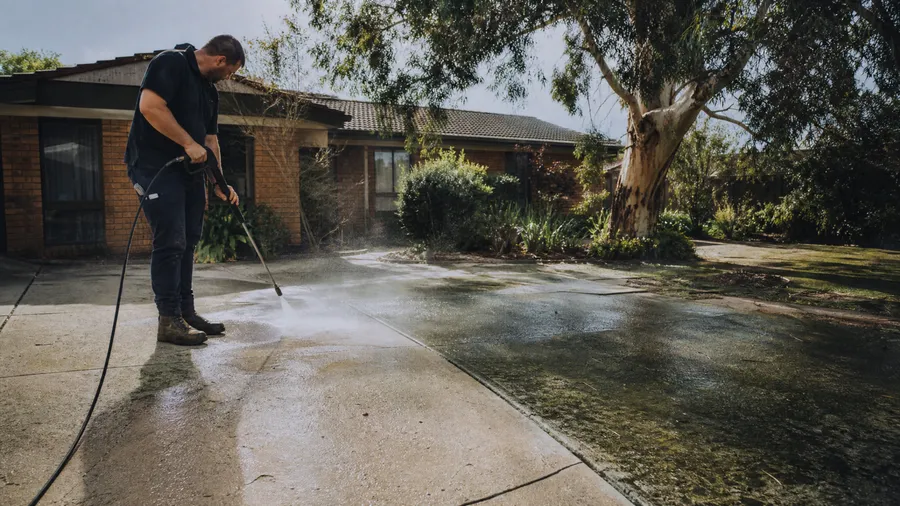 Pressure Washing Canberra | Driveway & Concrete Cleaning